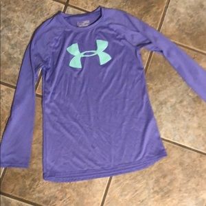 Under Armour Shirts & Tops - Girls Under Armour long sleeve shirt Under Armour Shirts & Tops - Girls Under Armour long sleeve shirt